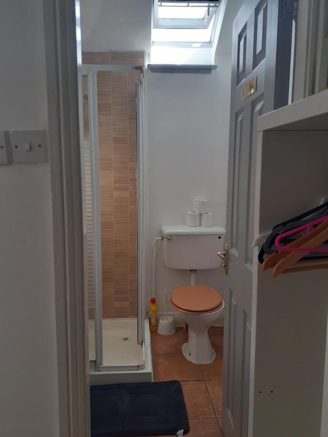 Sally 2 Apartment กัลเวย์ ภายนอก รูปภาพ